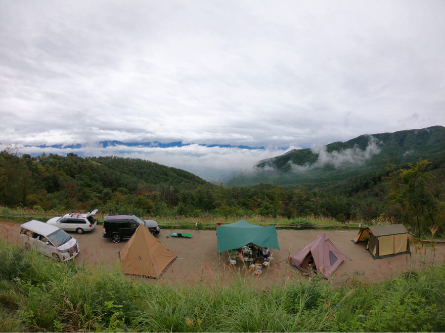 ほったらかしキャンプ場,HOTTARAKASHI CAMPING FIELD